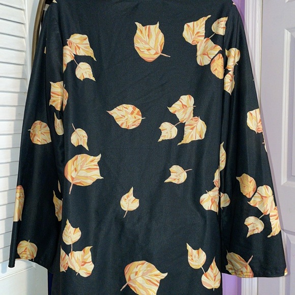 Hand Made Printed 2 Piece Skirt Set- Large - Picture 11 of 12